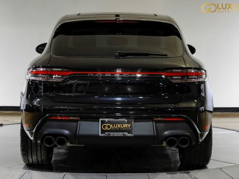 Used 2024 Porsche Macan image 11