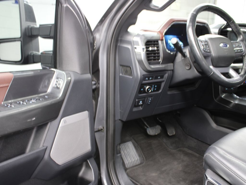Used 2023 Ford F150 Lariat w/ Equipment Group 502A High AWD/4WD image 61