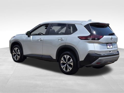 Used 2023 Nissan Rogue SV AWD/4WD image 8