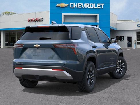 New 2026 Chevrolet Equinox LT image 4