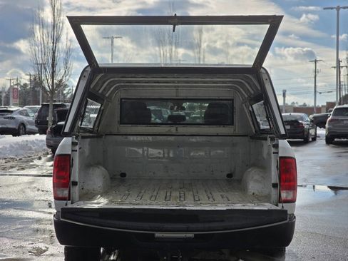 Used 2017 RAM 2500 Tradesman image 8