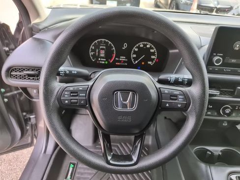 Used 2025 Honda HR-V LX image 13