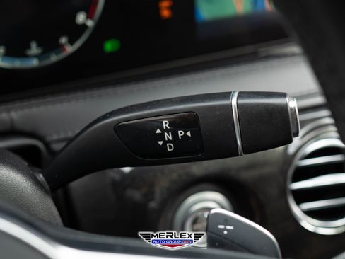 Used 2018 Mercedes-Benz S 560 Sedan image 27