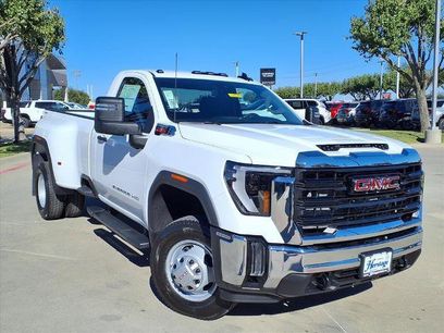 New 2026 GMC Sierra 3500 Pro w/ Convenience Package