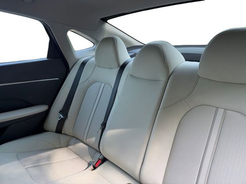 Certified 2023 Hyundai Sonata SEL FWD image 13