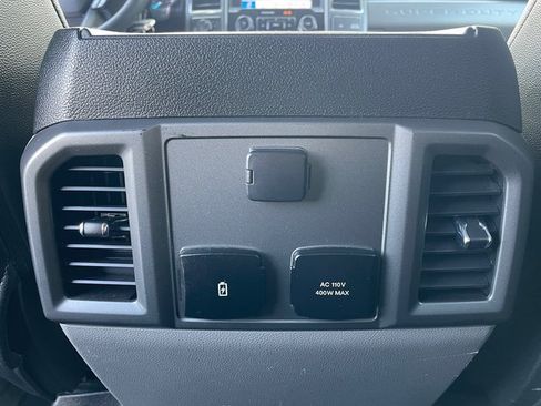 Used 2019 Ford F350 XLT w/ XLT Premium Package image 31