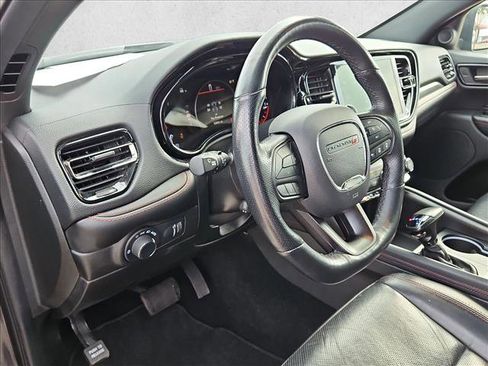 Used 2024 Dodge Durango GT image 9