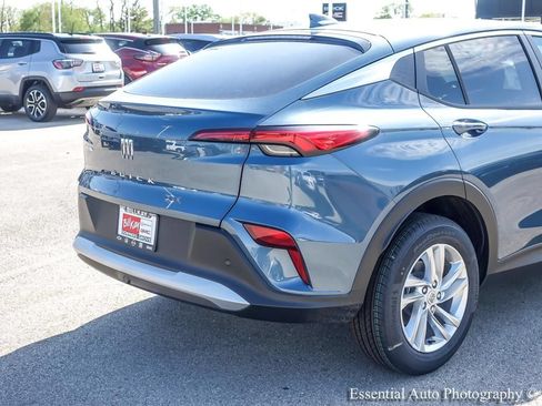 New 2026 Buick Envista Preferred w/ Convenience I Package FWD image 9
