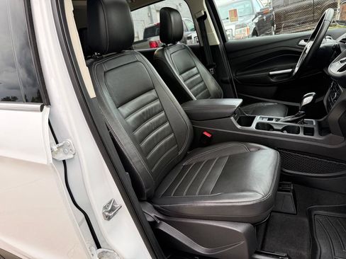 Used 2018 Ford Escape SEL AWD/4WD image 27