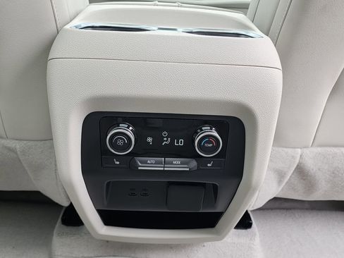 New 2026 Buick Enclave Avenir w/ Super Cruise Package AWD/4WD image 50