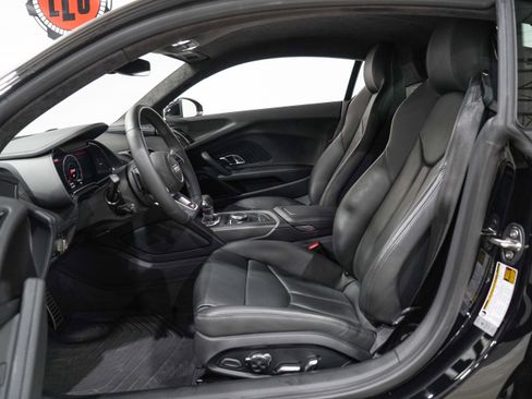 Used 2023 Audi R8 V10 performance RWD image 8