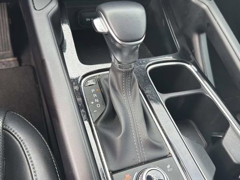 Used 2025 Kia Telluride S AWD/4WD image 25