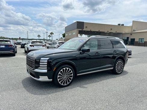 Certified 2026 Hyundai Palisade Calligraphy FWD image 11