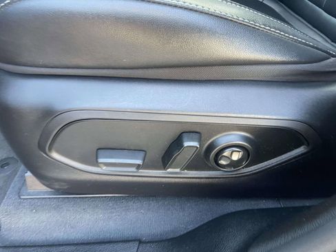 Used 2023 Jeep Grand Cherokee Limited image 13