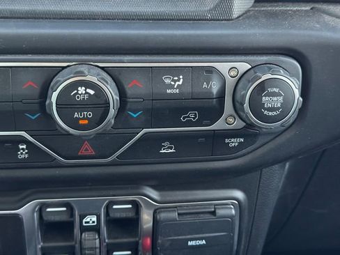 Certified 2023 Jeep Wrangler Unlimited Sahara AWD/4WD image 35