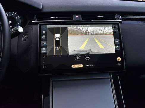 Used 2024 Land Rover Range Rover Velar S image 33