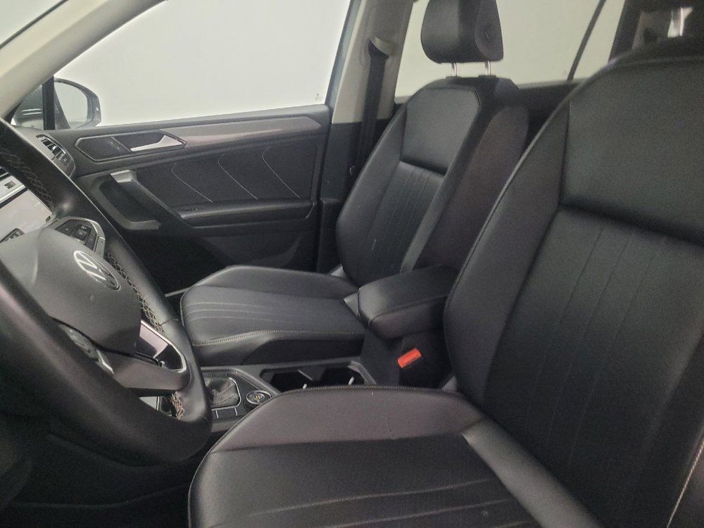 Used 2022 Volkswagen Tiguan SE AWD/4WD image 17