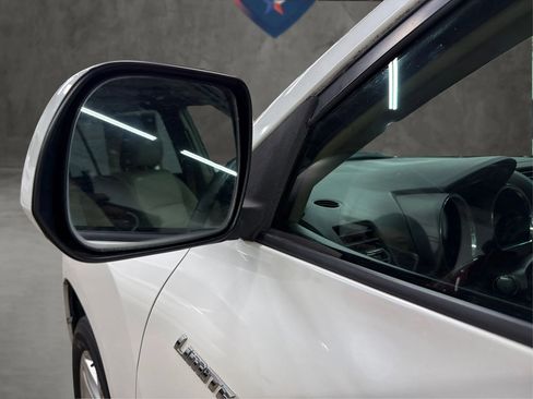 Used 2010 Toyota Highlander Limited FWD image 39