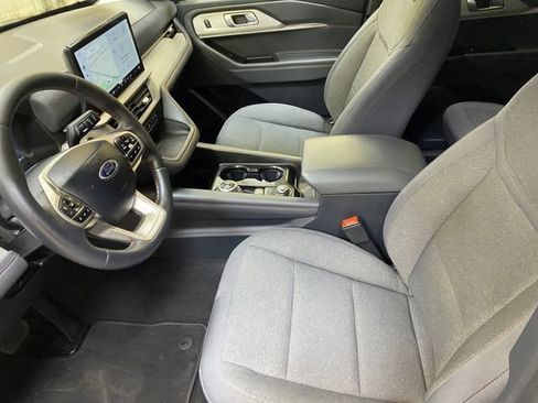 Used 2026 Ford Explorer Active RWD image 20