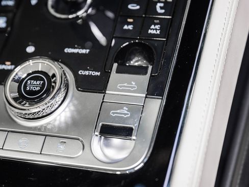 New 2026 Bentley Continental GTC AWD/4WD image 44
