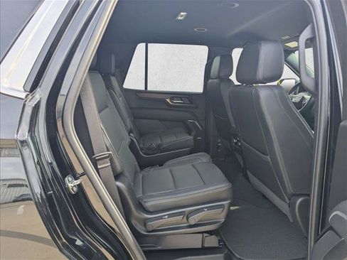 Used 2025 GMC Yukon Denali AWD/4WD image 15