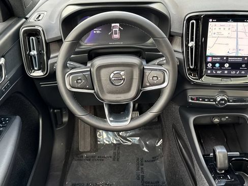 Certified 2023 Volvo XC40 Recharge Plus AWD/4WD image 13