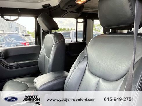 Used 2017 Jeep Wrangler Unlimited Sahara AWD/4WD image 26