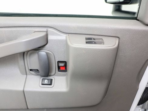 Used 2024 Chevrolet Express 3500 w/ Power Convenience Package image 20