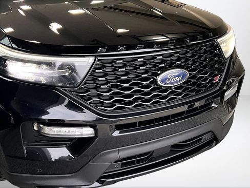 Used 2020 Ford Explorer ST w/ ST Street Pack AWD/4WD image 30