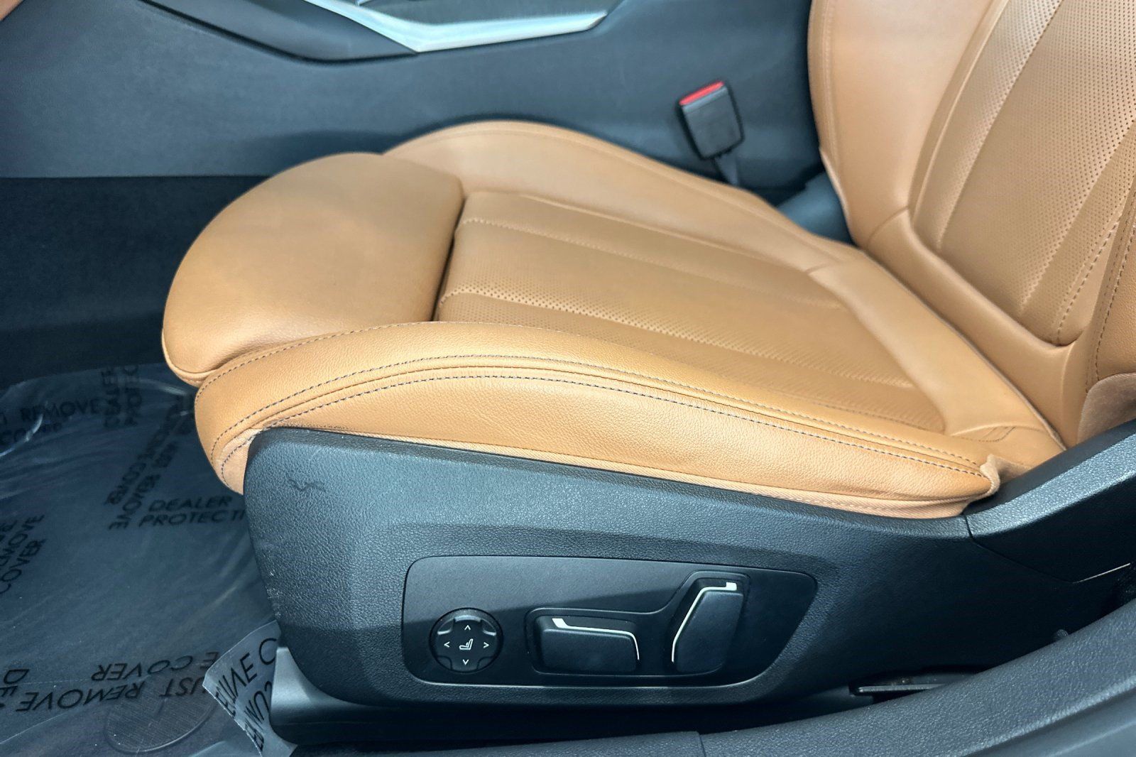 Used 2024 BMW i4 eDrive40 w/ Premium Package RWD image 14