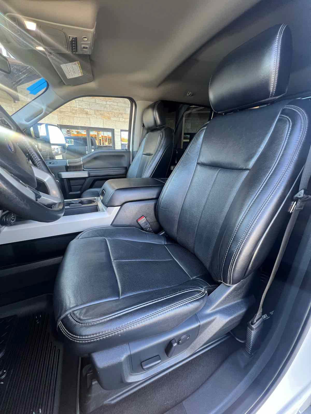 Used 2020 Ford F250 Lariat w/ Chrome Package AWD/4WD image 11