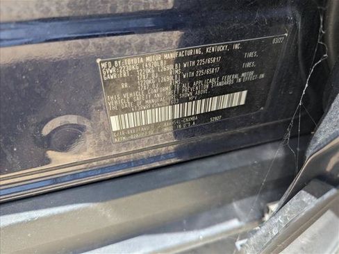 Used 2022 Toyota RAV4 XLE w/ Convenience Package AWD/4WD image 16