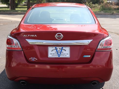 Used 2014 Nissan Altima 2.5 S FWD image 6