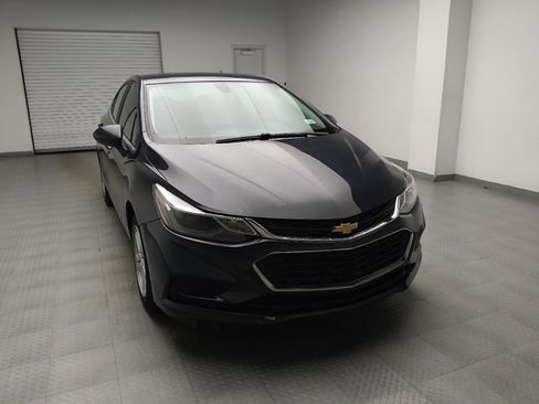 Used 2018 Chevrolet Cruze LT FWD image 14