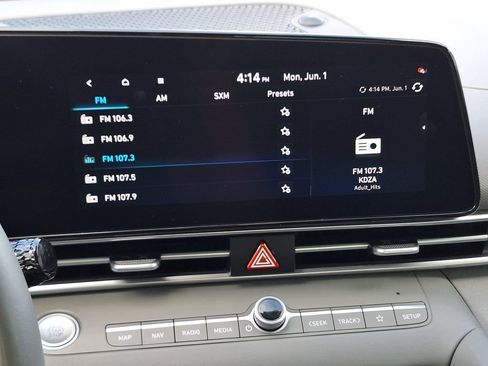 Certified 2023 Hyundai Elantra SEL w/ Convenience Package FWD image 19