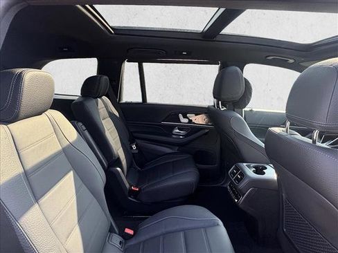 New 2026 Mercedes-Benz GLS 580 4MATIC image 24