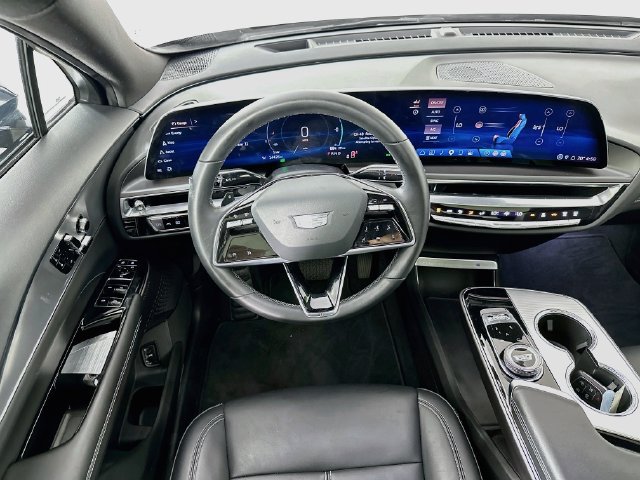 Used 2024 Cadillac Lyriq Tech w/ Driver Assist Package AWD/4WD image 19
