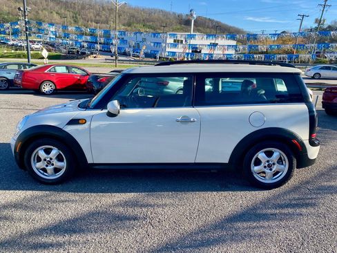 Used 2009 MINI Cooper Clubman Hardtop FWD image 4