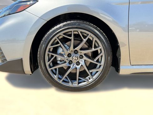 Used 2026 Toyota Camry SE w/ Multimedia Upgrade Package FWD image 11