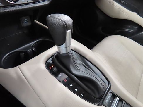 Used 2025 Honda HR-V LX image 26