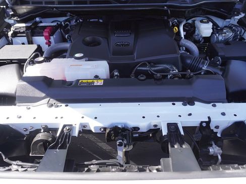Certified 2025 Toyota Tundra SR5 w/ SR5 Convenience Package RWD image 22
