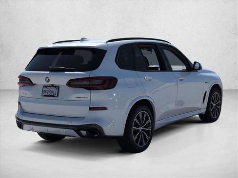 Used 2023 BMW X5 xDrive45e w/ Executive Package AWD/4WD image 5