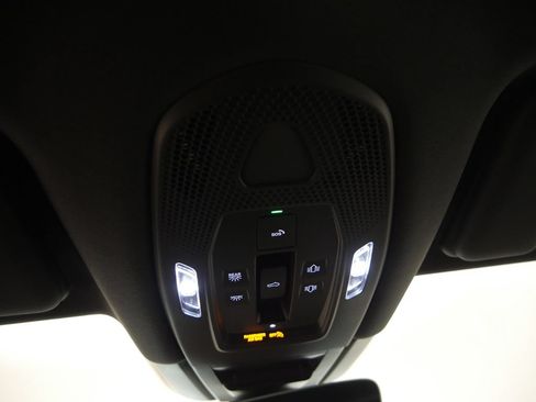 Certified 2026 Porsche Cayenne AWD/4WD image 52