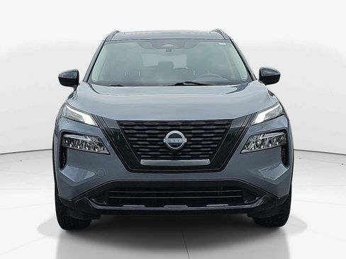 Used 2023 Nissan Rogue SV w/ SV Premium B Package FWD image 11
