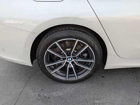 Used 2021 BMW 330i xDrive Sedan AWD/4WD image 16