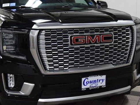 Used 2024 GMC Yukon Denali AWD/4WD image 13