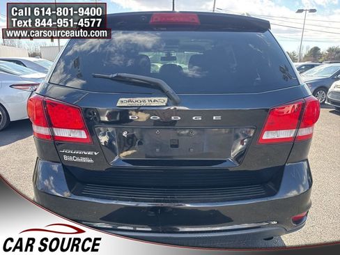 Used 2019 Dodge Journey SE w/ Blacktop Package image 5