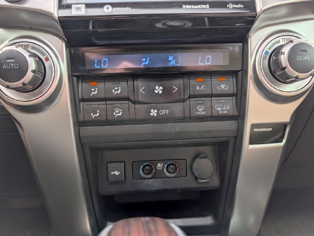 Used 2023 Toyota 4Runner Limited AWD/4WD image 22