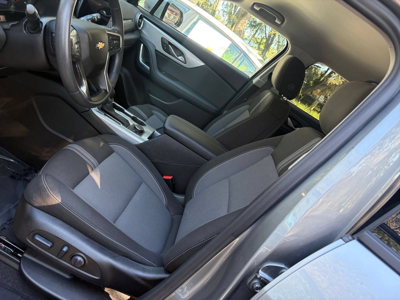 Used 2026 Chevrolet Blazer LT FWD image 35