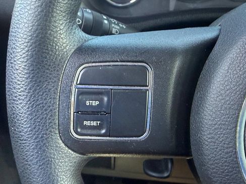 Used 2013 Jeep Wrangler Sport AWD/4WD image 10